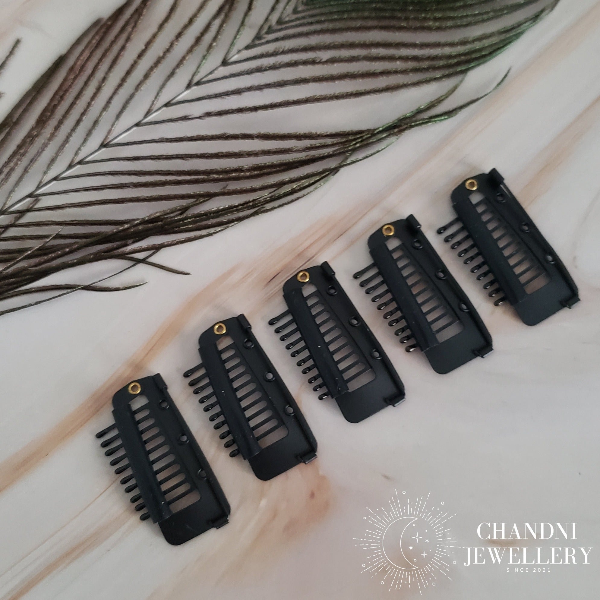 Chunni Clips