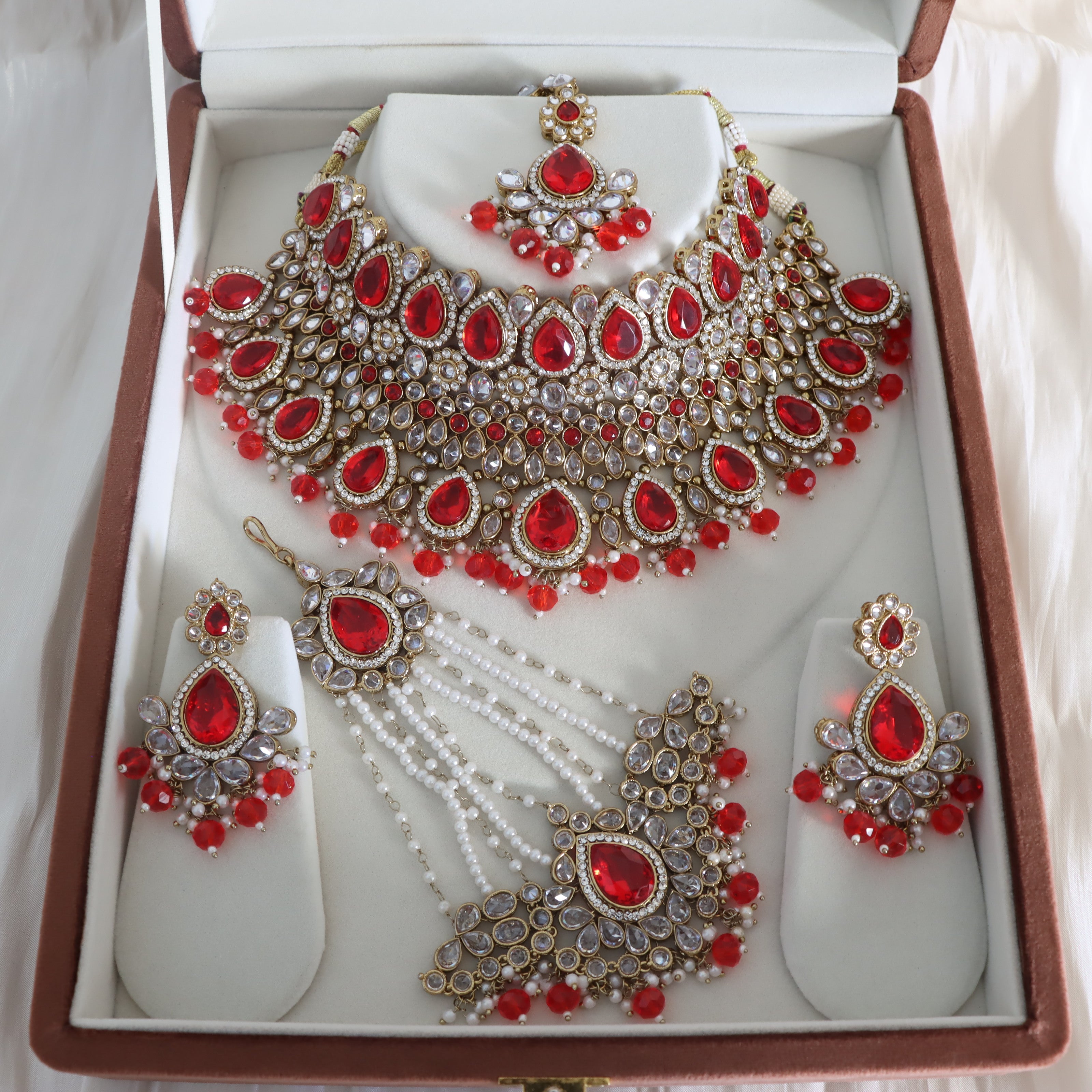 Chandramukhi Necklace Set - Red