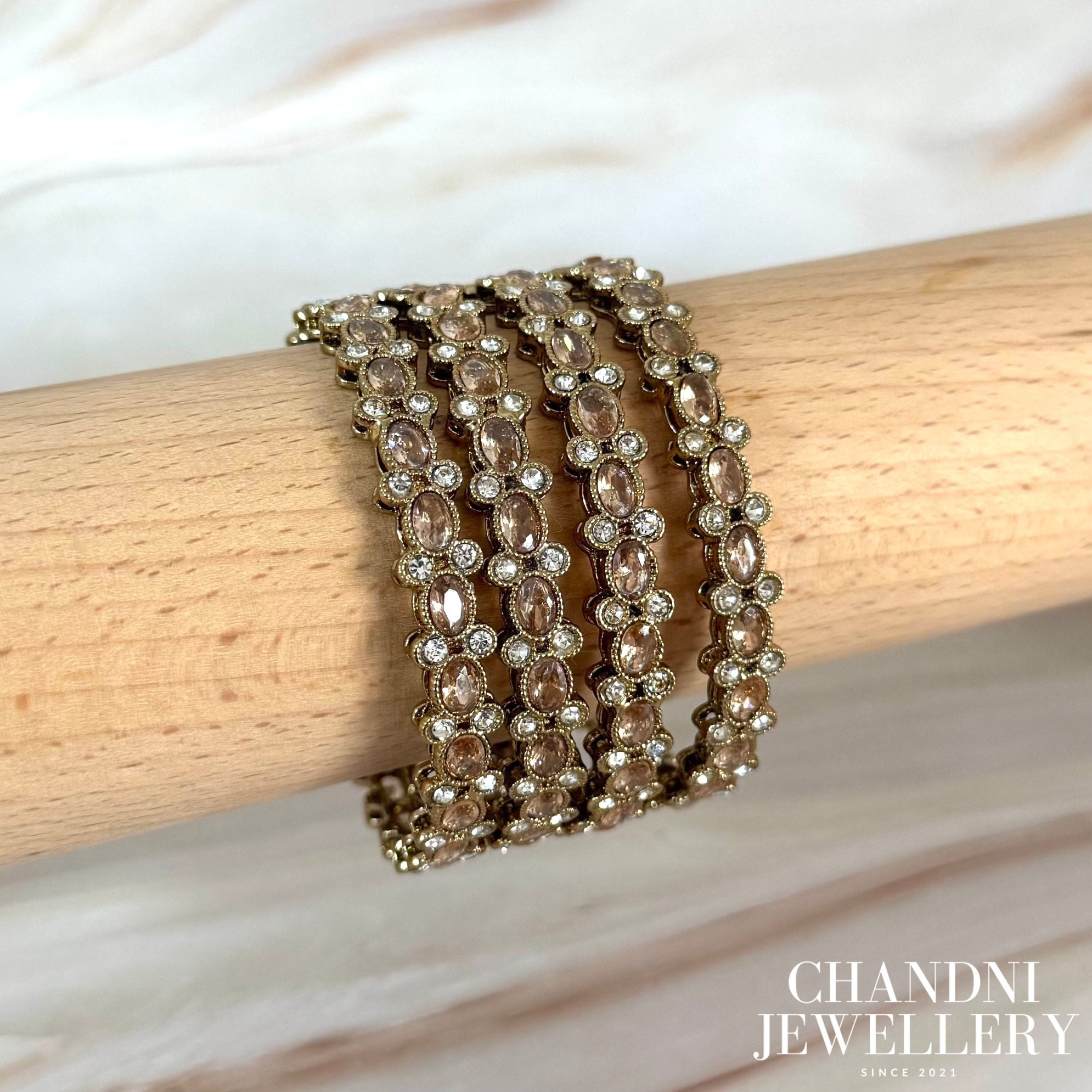 Harnoor Bangles