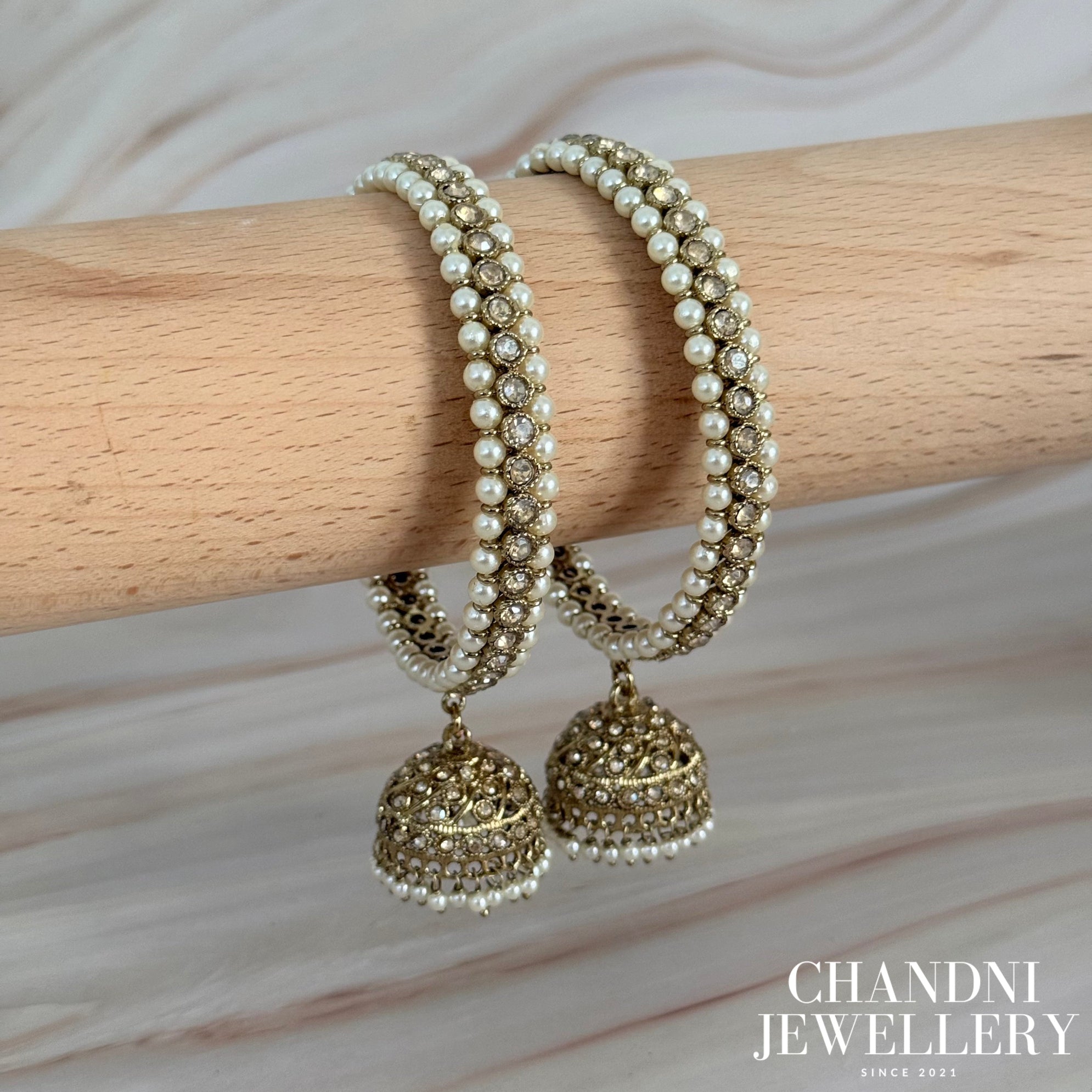 Ishani Bangles
