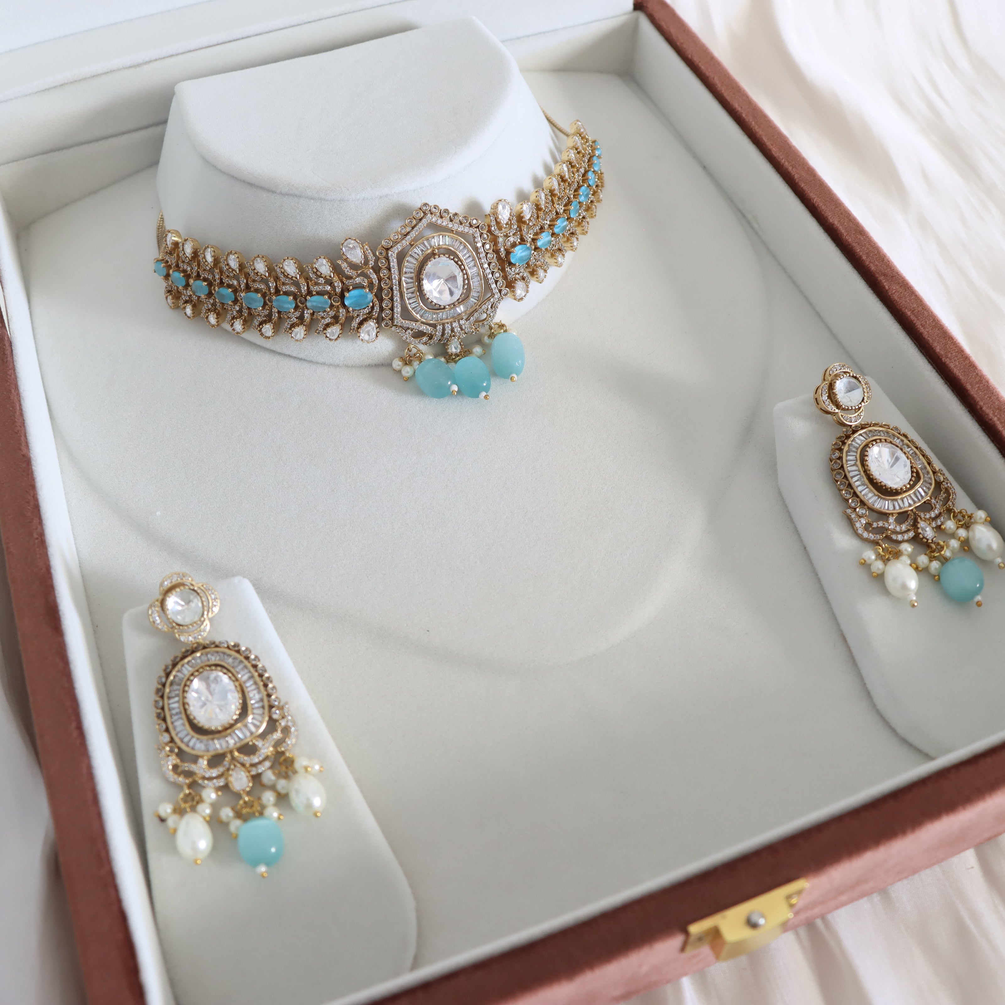 Jahnavi Necklace Set - Luxury Range