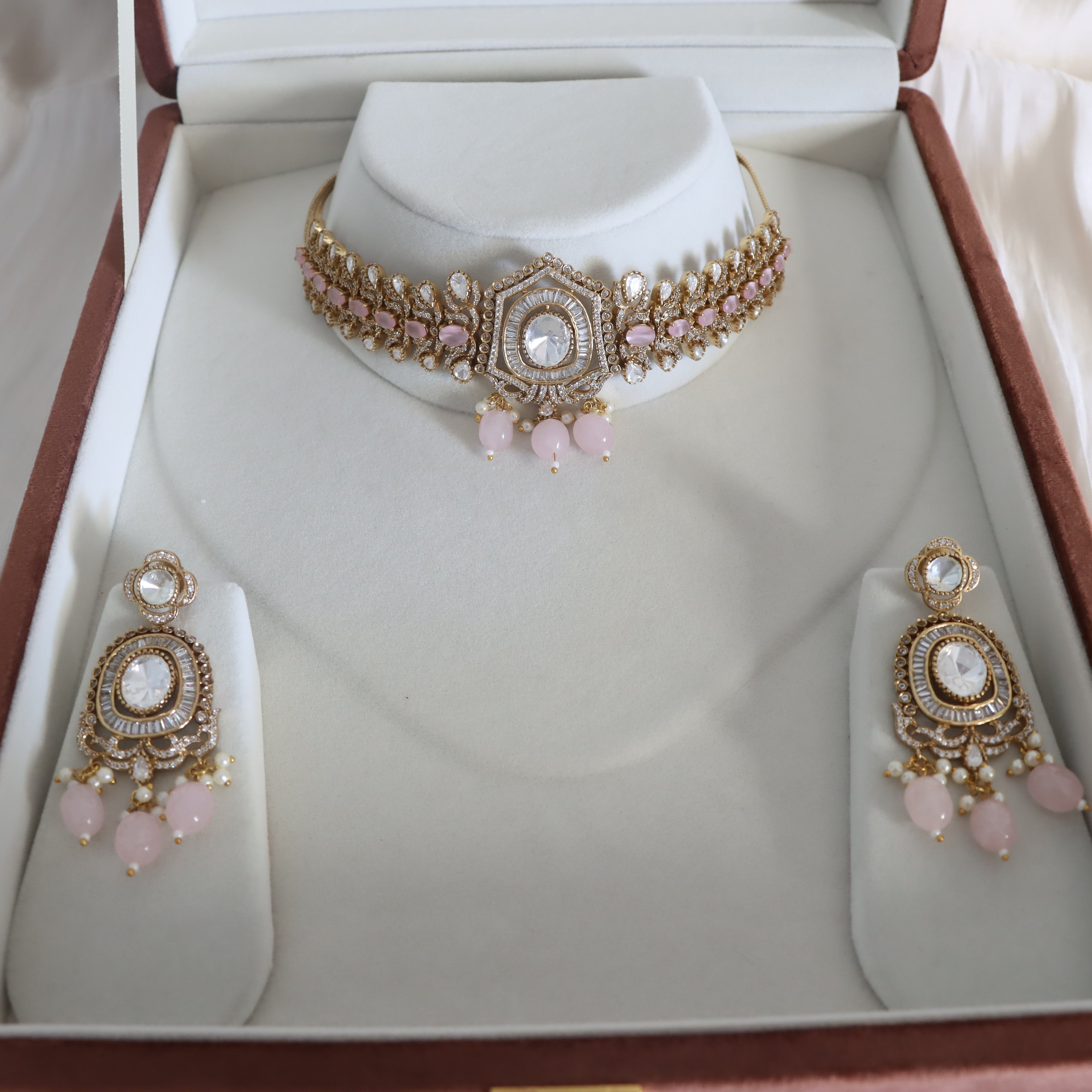 Jahnavi Necklace Set - Luxury Range