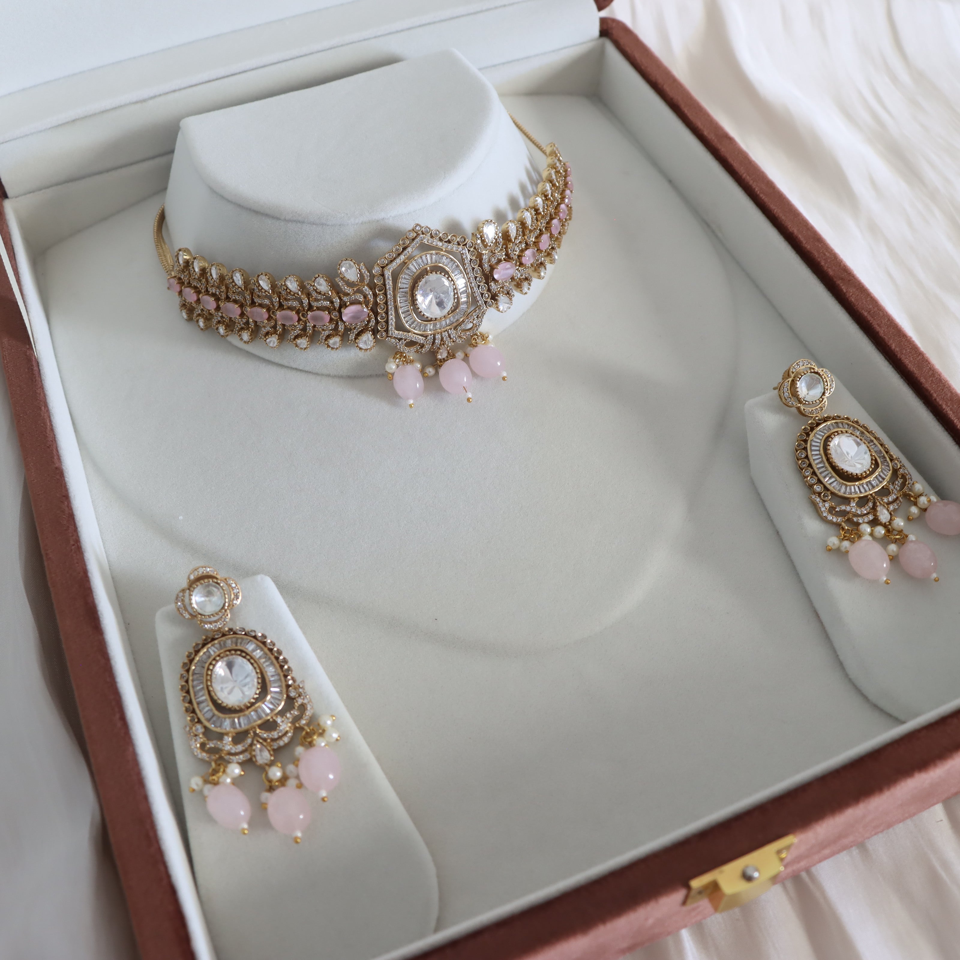 Jahnavi Necklace Set - Luxury Range