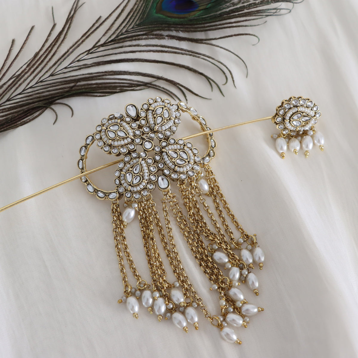 Kinnera Hair Pin