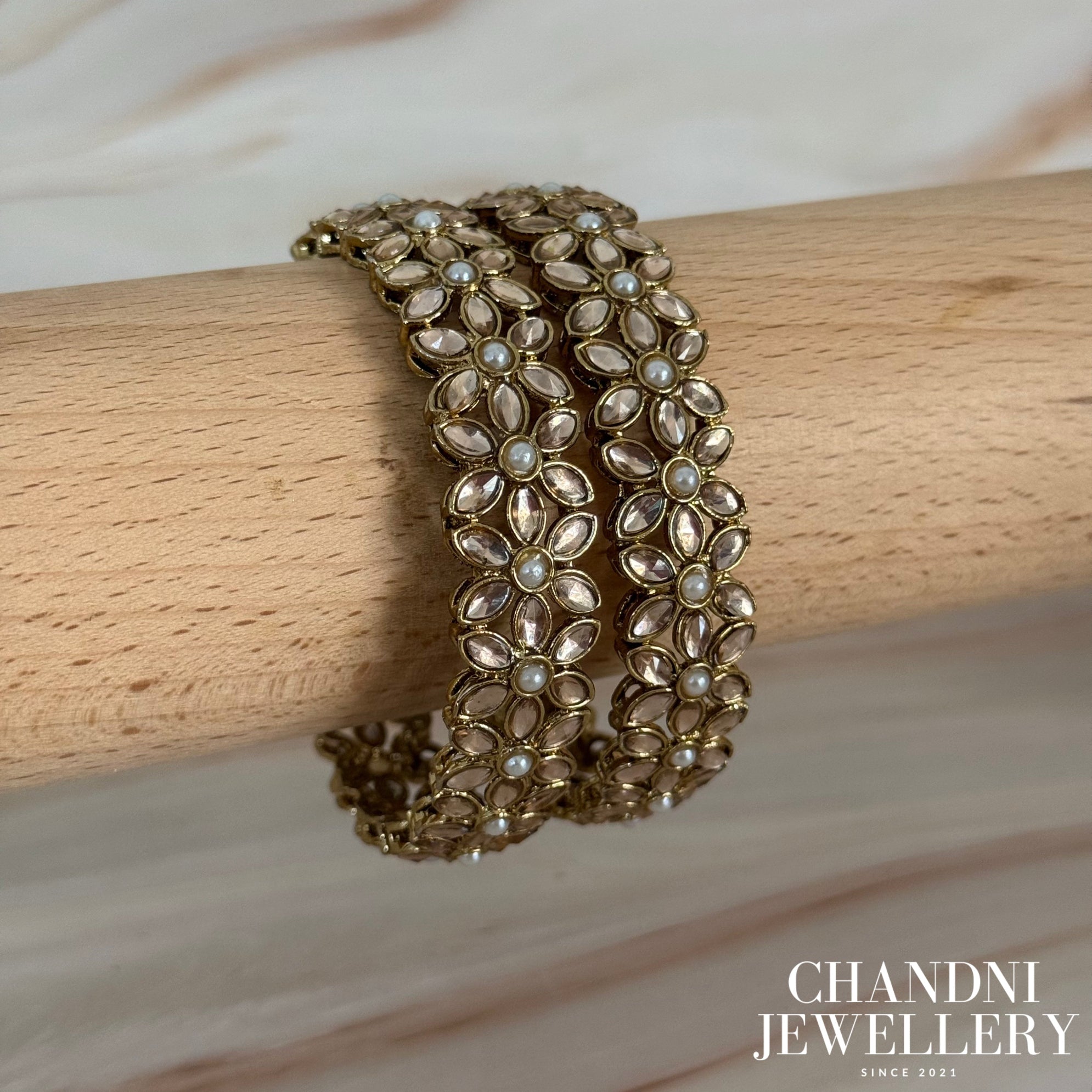 Manju Bangles