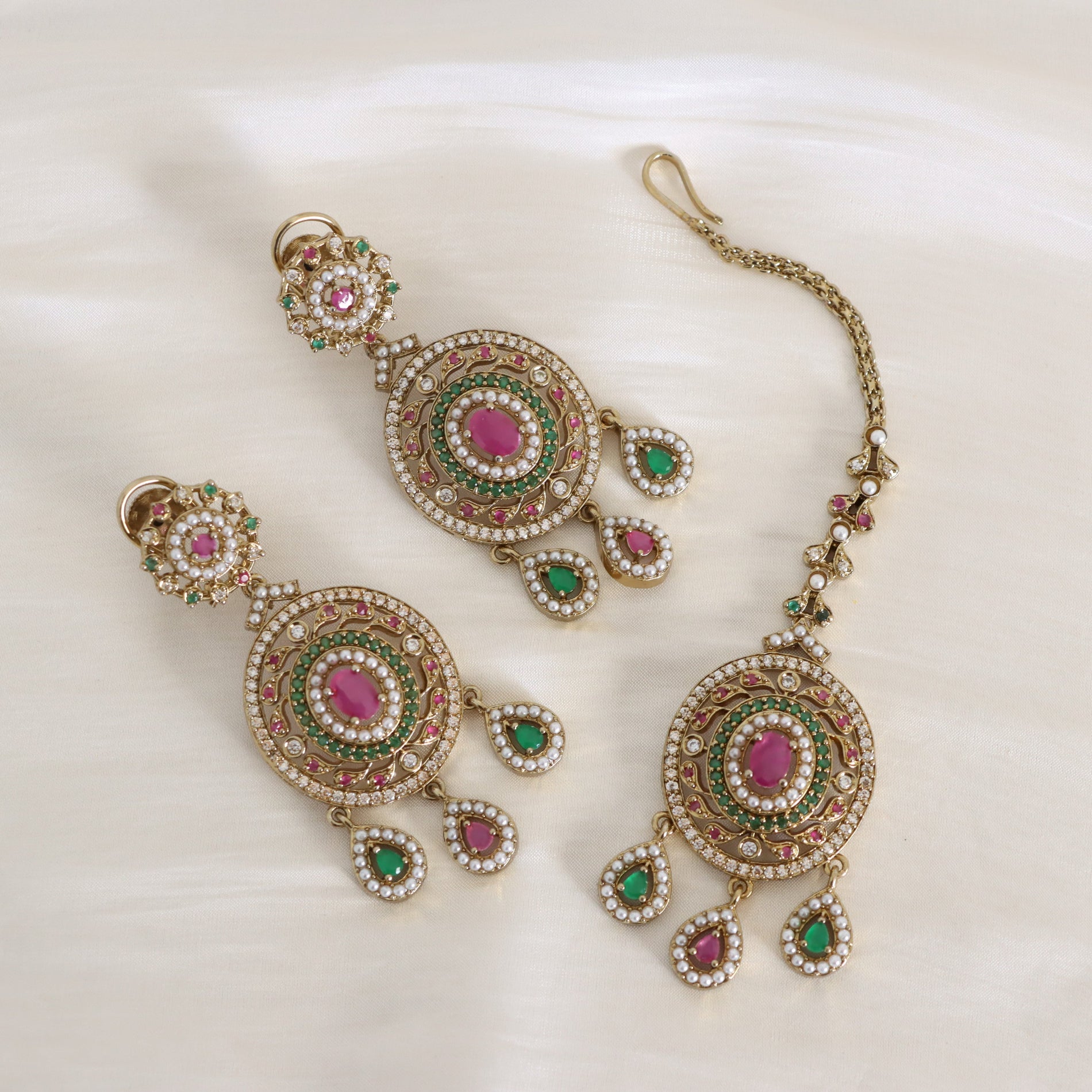 Insiyah Earring and Tikka Set
