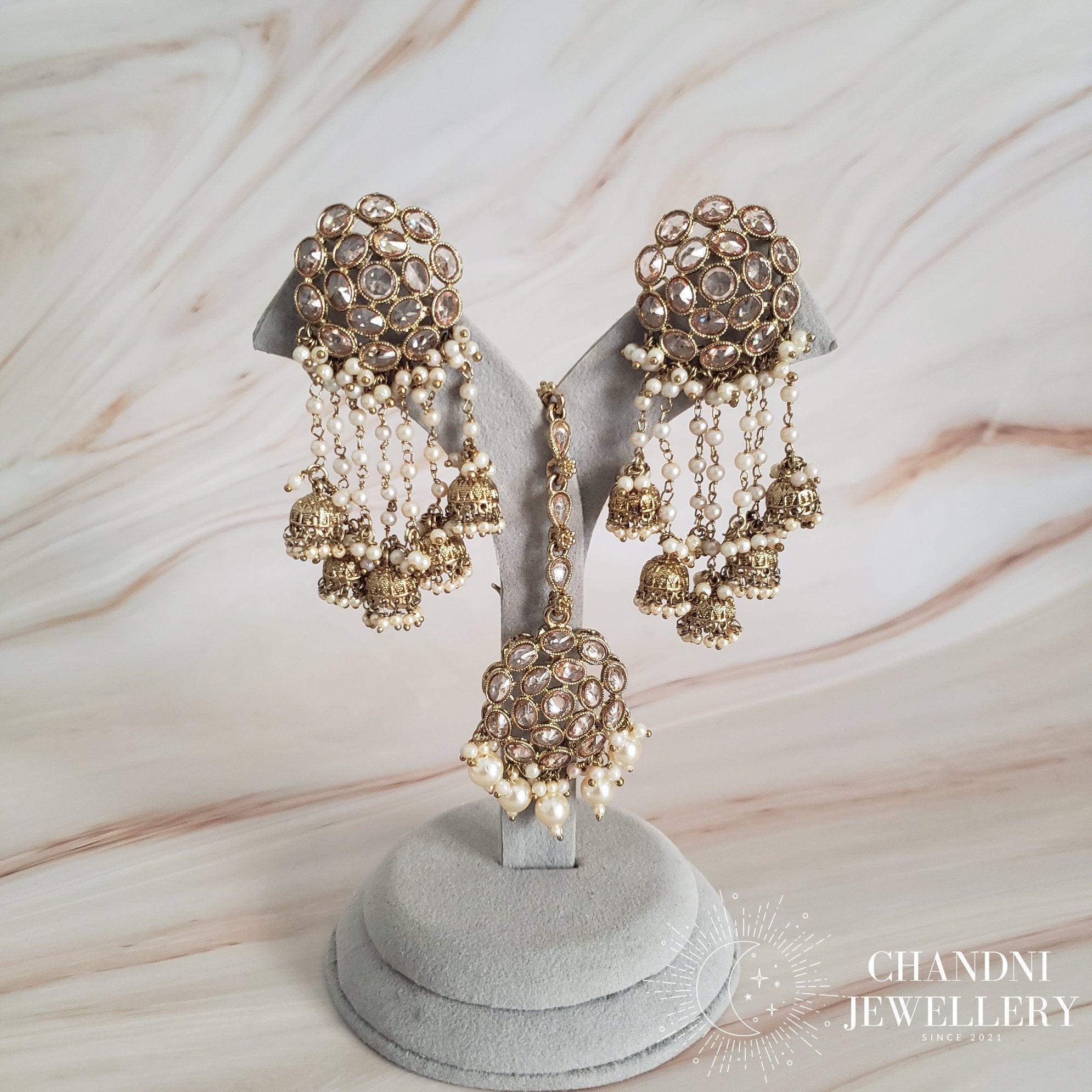 Rama Earring with Tikka