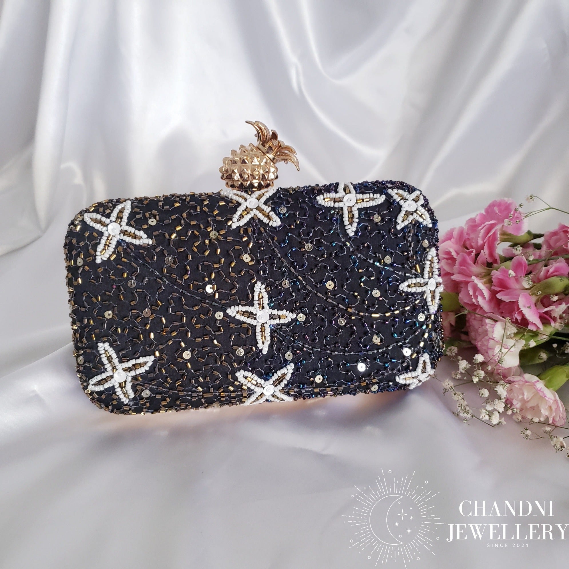 Somya Clutch - Black
