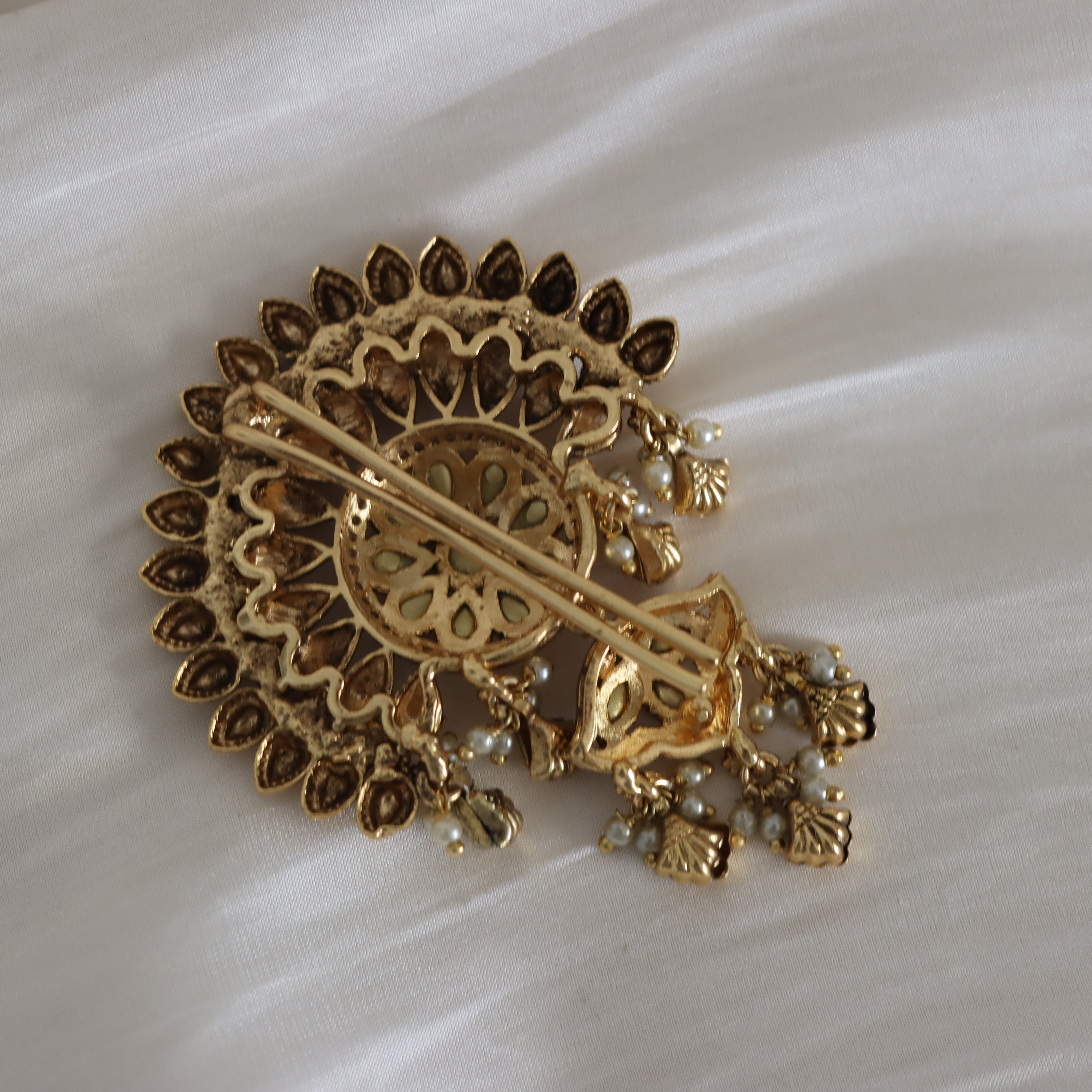 Aarna Juda Pin