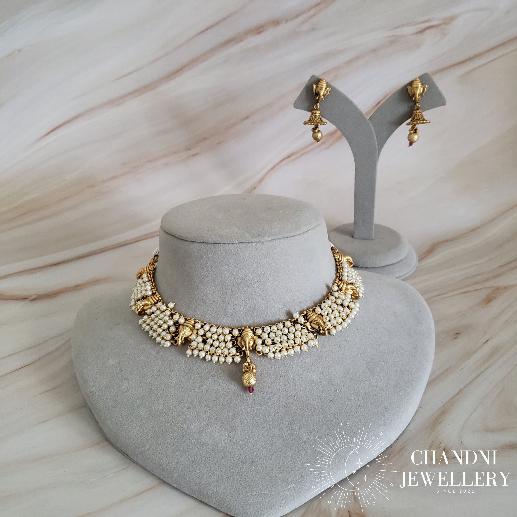 Alpa Necklace Set