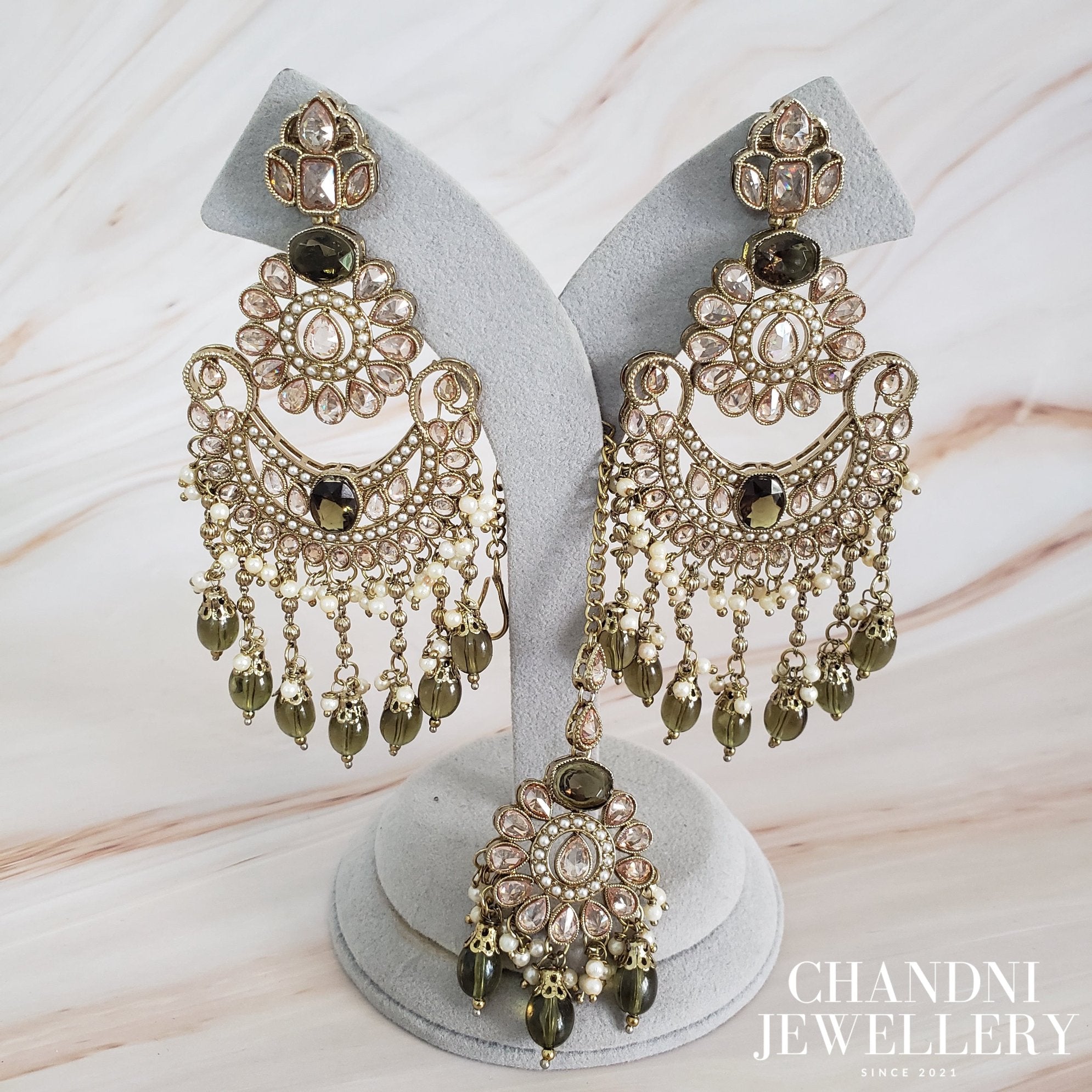 Archita Earring with Tikka