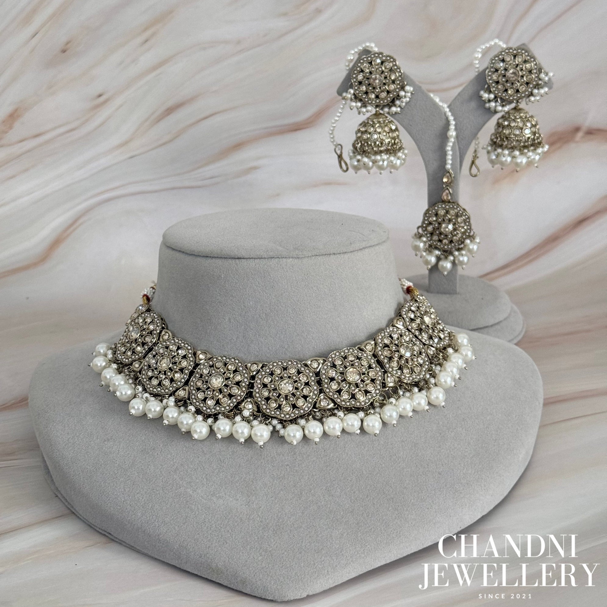 Ashia Necklace Set