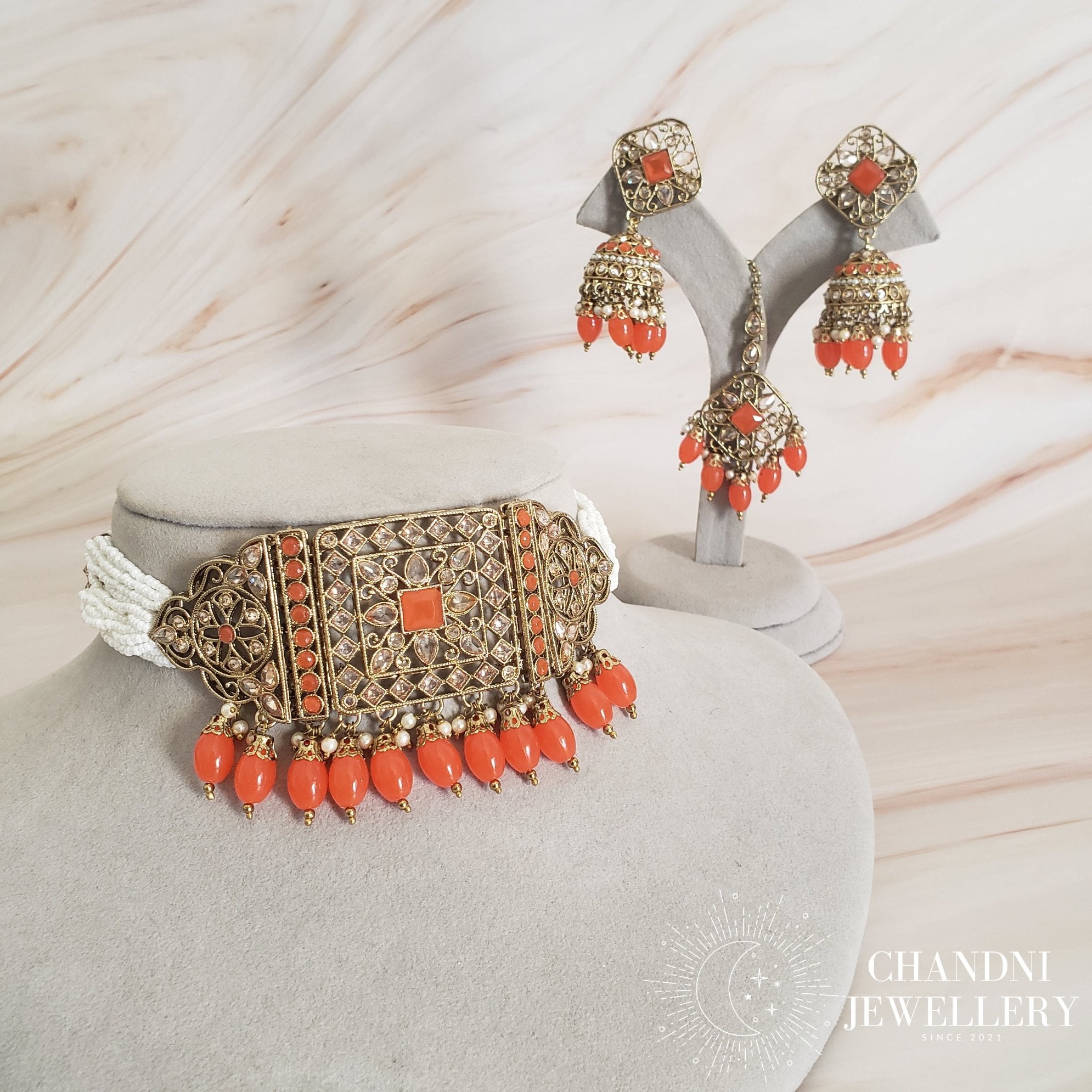 Gauri Necklace Set