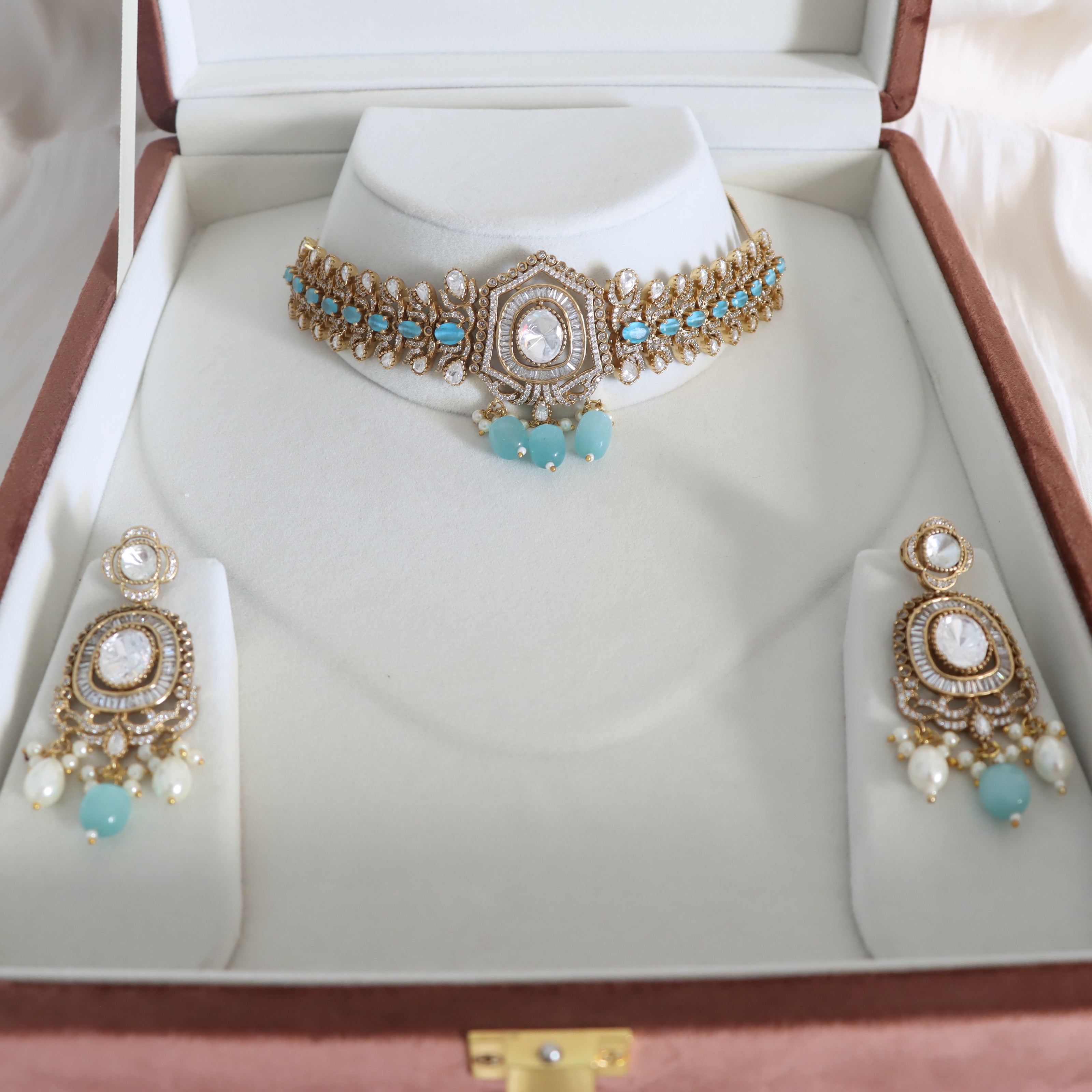 Jahnavi Necklace Set - Luxury Range