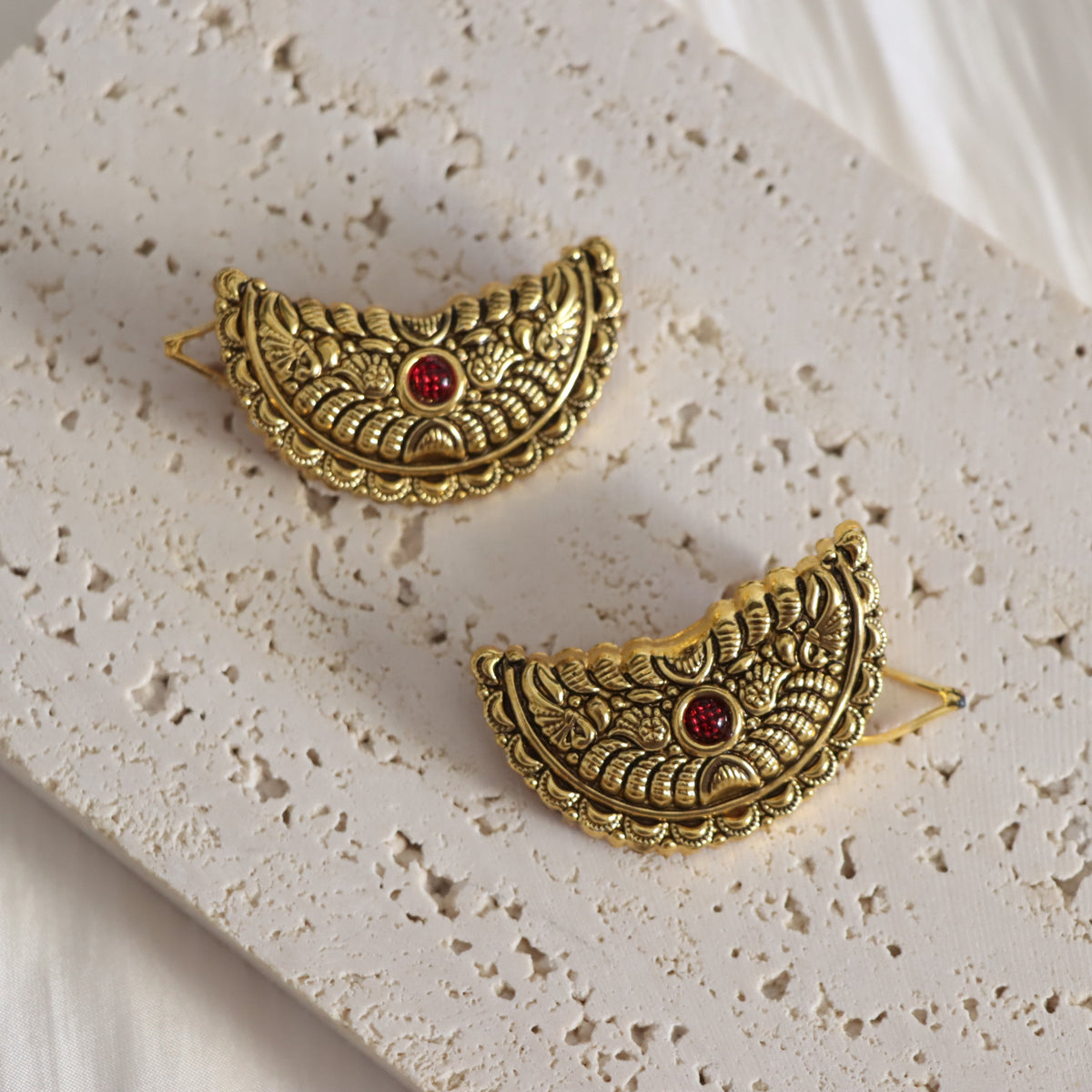 Kaamya Hair Clip