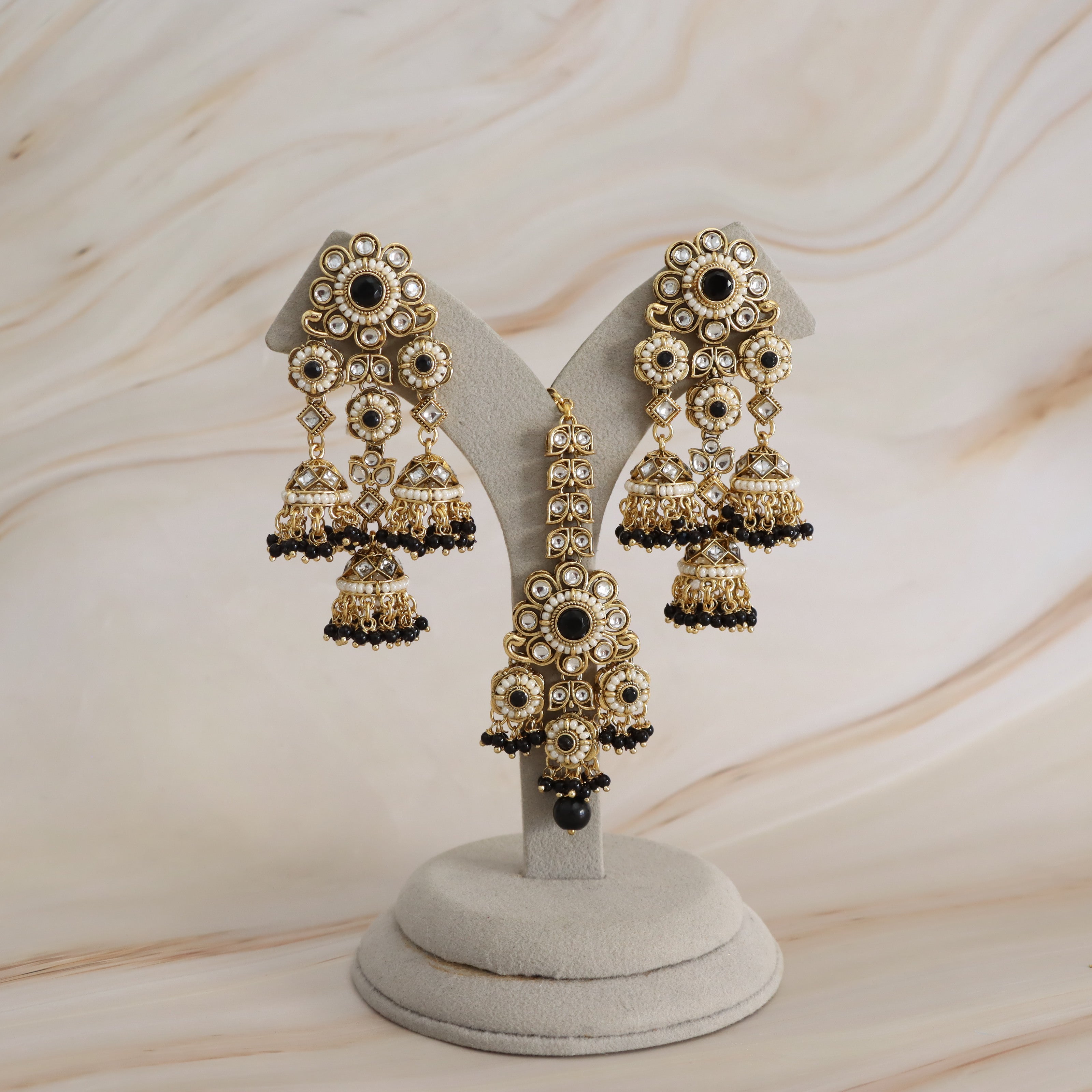 Malti Earring and Tikka Set