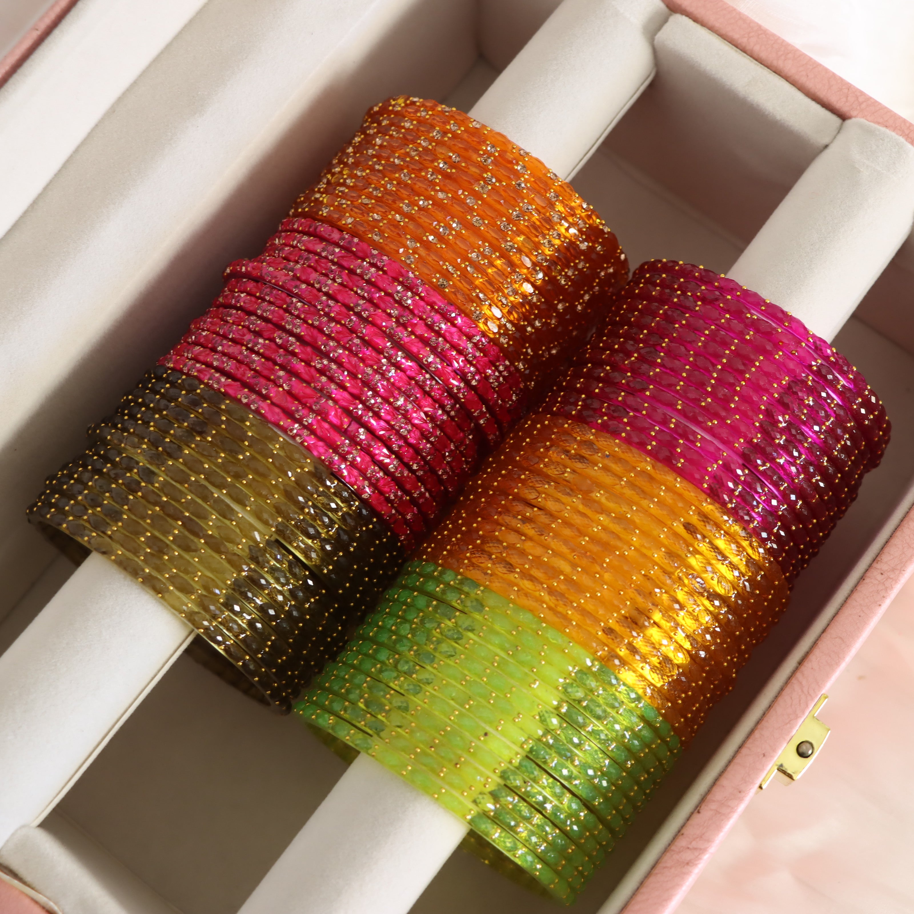 Mehndi Shimmer Glass Bangle Set