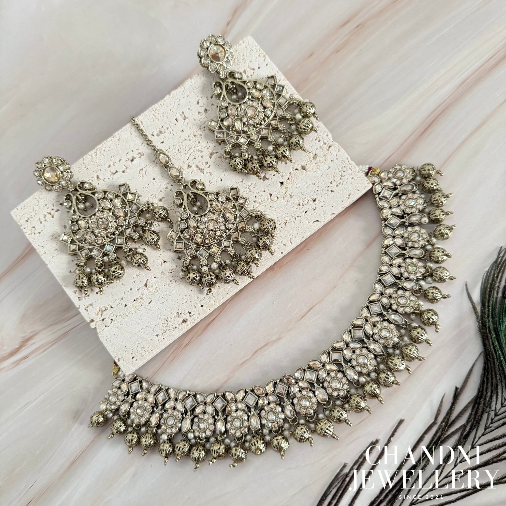 Mina Necklace Set