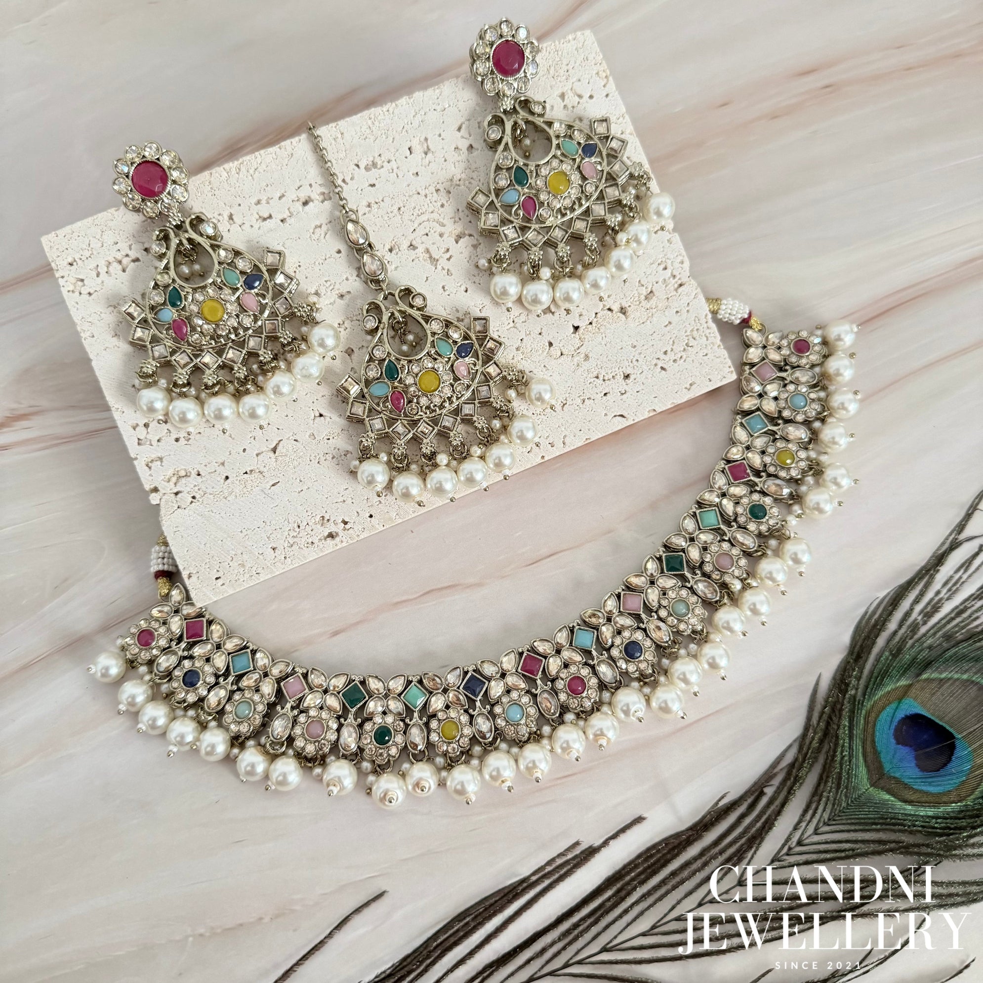 Mina Necklace Set