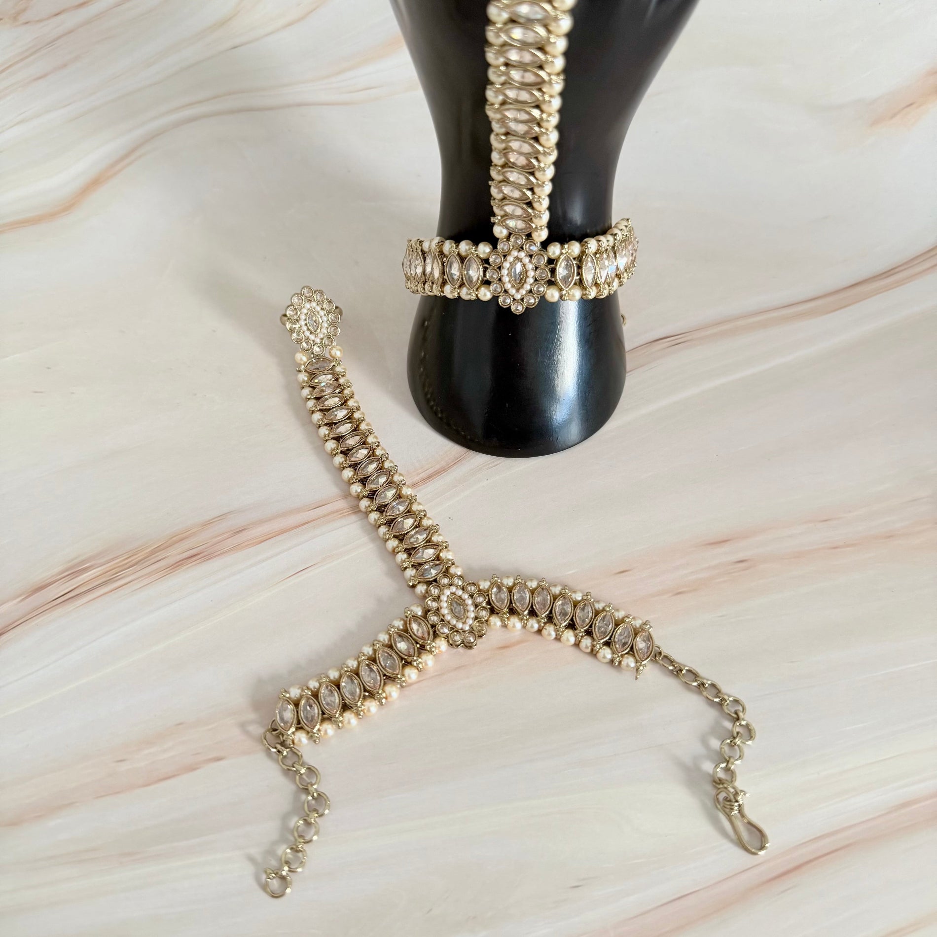 Nakshiti Hand Accessory