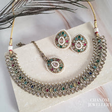 Load image into Gallery viewer, Nalika Necklace Set
