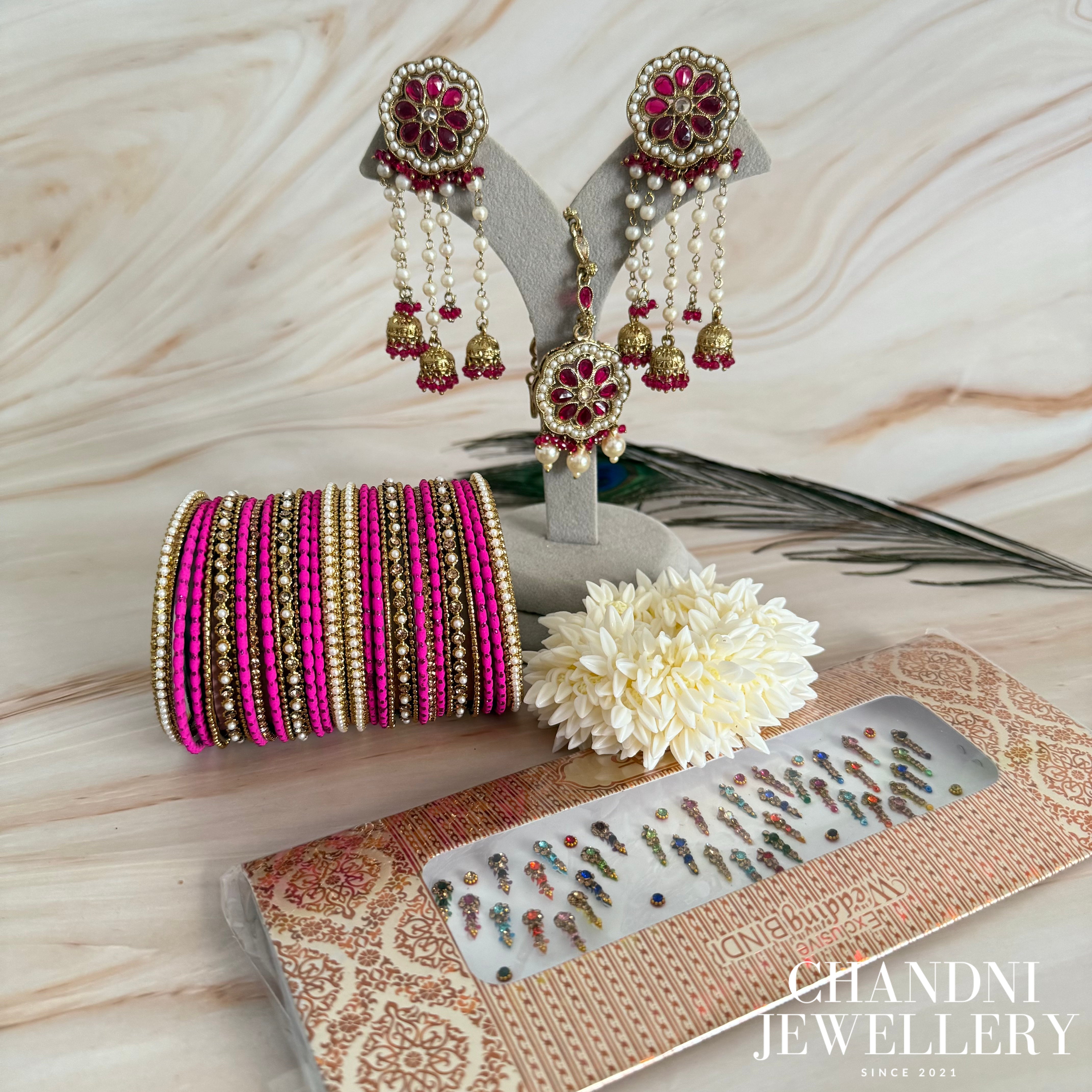 Radiance Gift Set- The Perfect Touch of Tradition