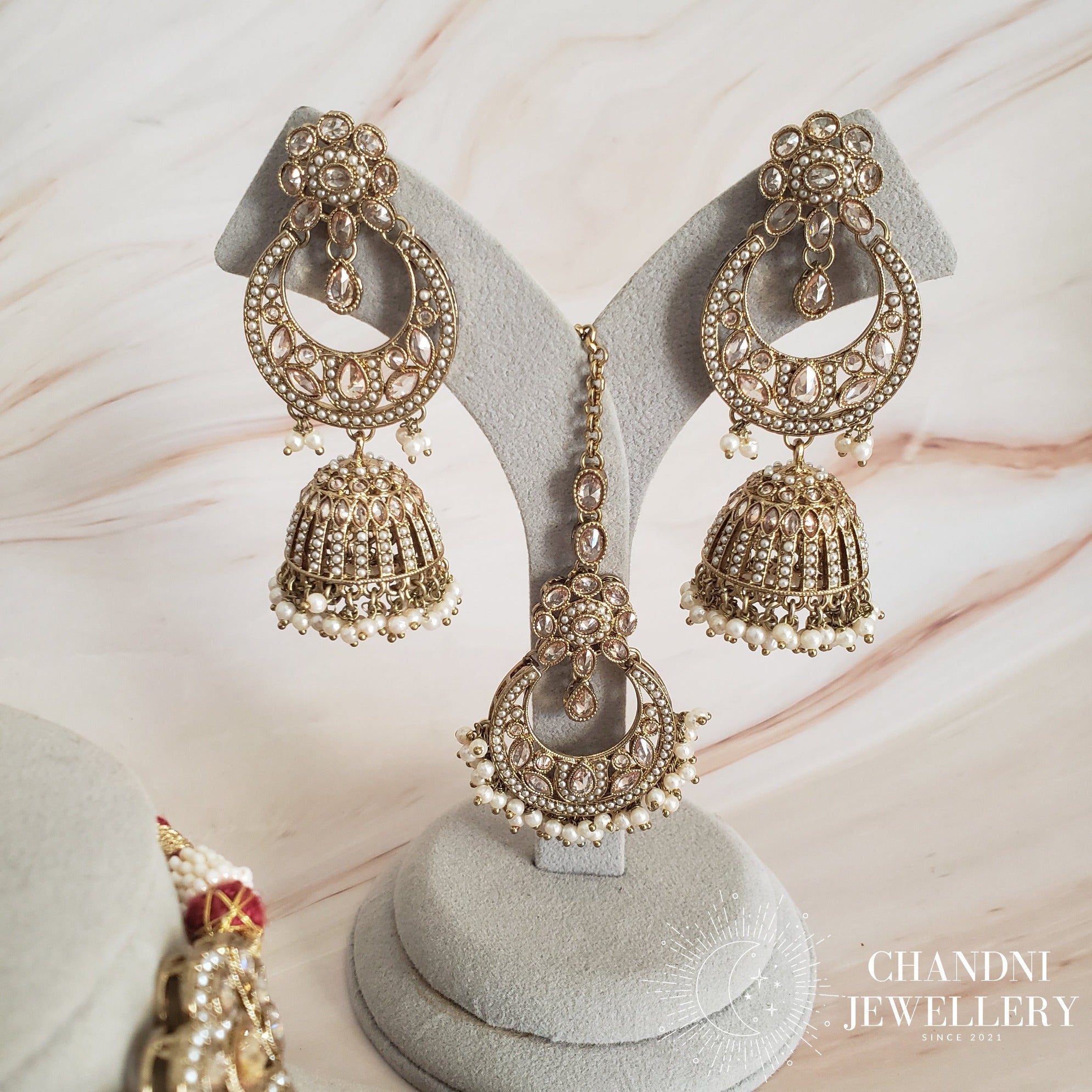 Samiha Gold Necklace Set