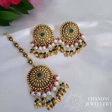 Load image into Gallery viewer, Shrena Earring and Tikka Set
