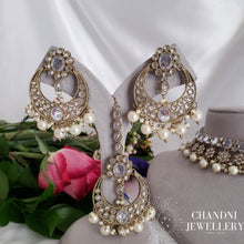Load image into Gallery viewer, Sonal Necklace Set
