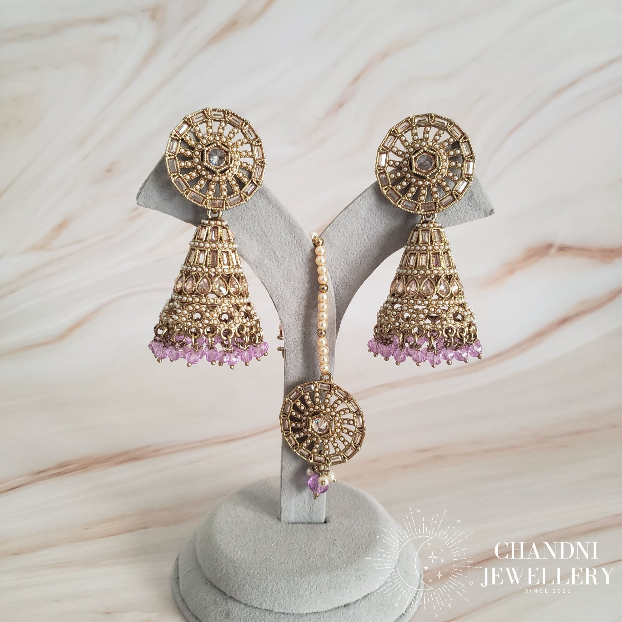 Turvi Earring with Tikka