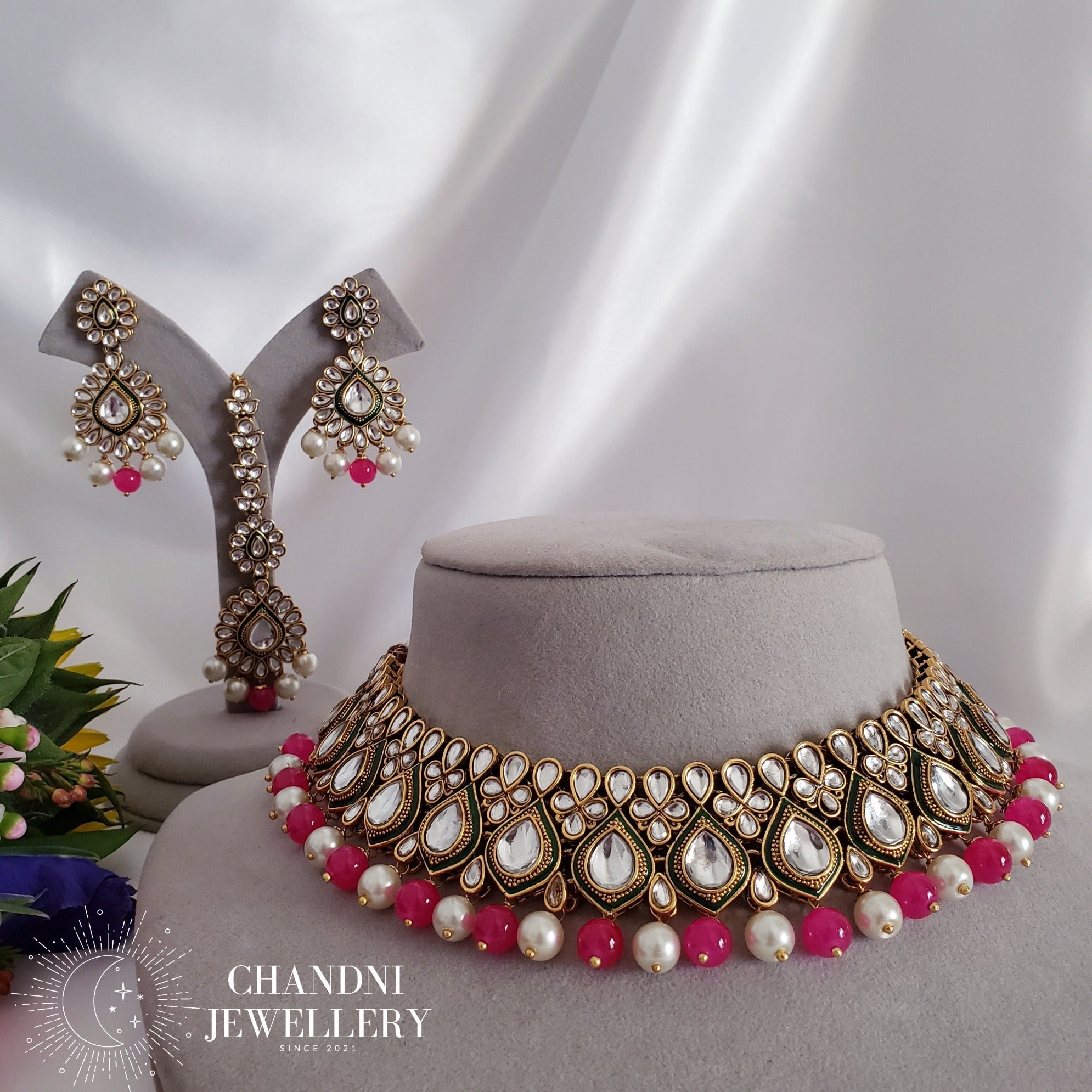 Vedha Necklace Set